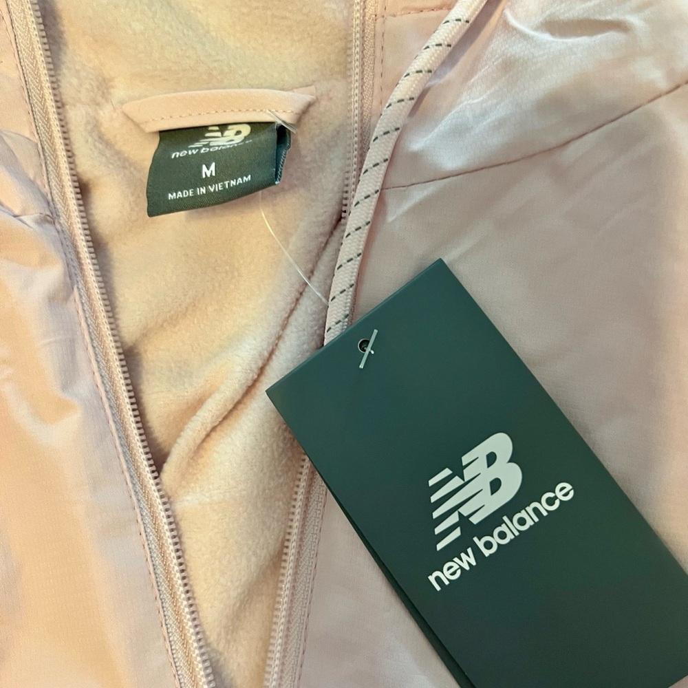 New Balance Women’s Light Pink Wind Jacket with Fleece Lining
